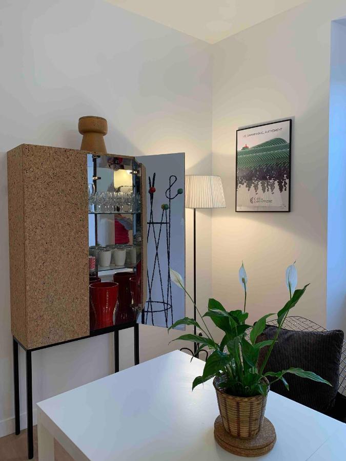Secret Garden Apartment Ay-Champagne Exterior foto